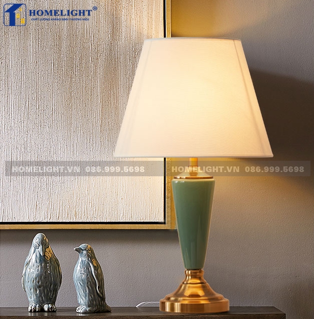 Đèn bàn hiện đại DB015